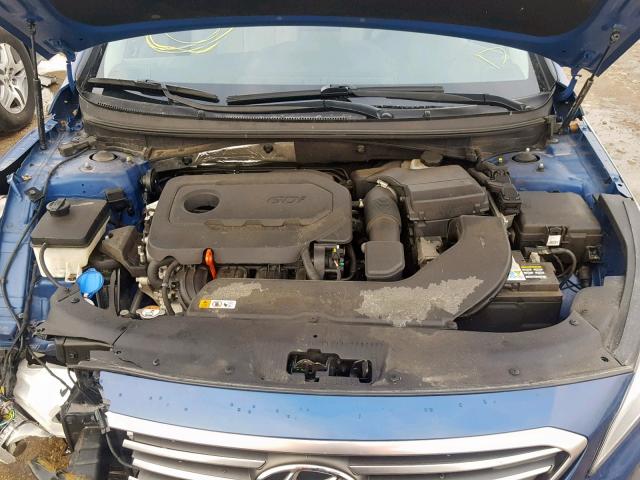 5NPE24AF2GH260326 - 2016 HYUNDAI SONATA SE BLUE photo 7