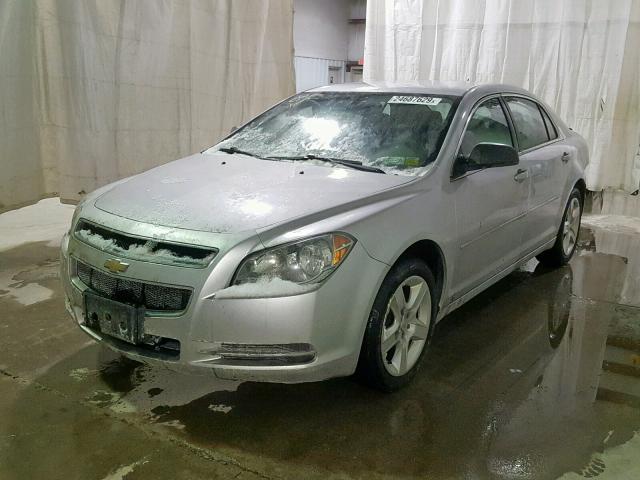 1G1ZG57B99F228749 - 2009 CHEVROLET MALIBU LS SILVER photo 2