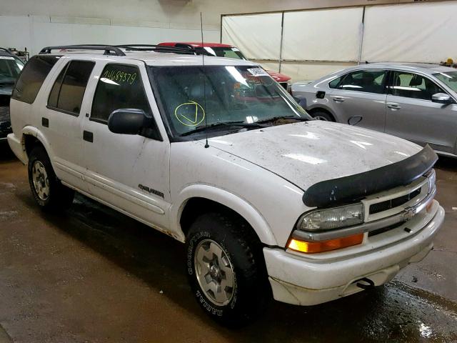 1GNDT13W32K211481 - 2002 CHEVROLET BLAZER WHITE photo 1