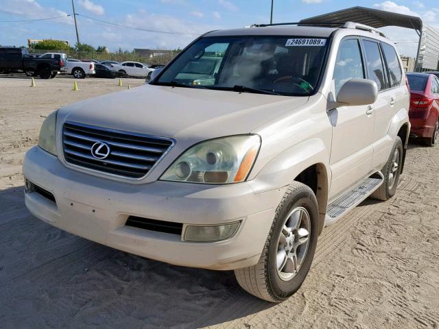 JTJBT20X730001947 - 2003 LEXUS GX 470 WHITE photo 2