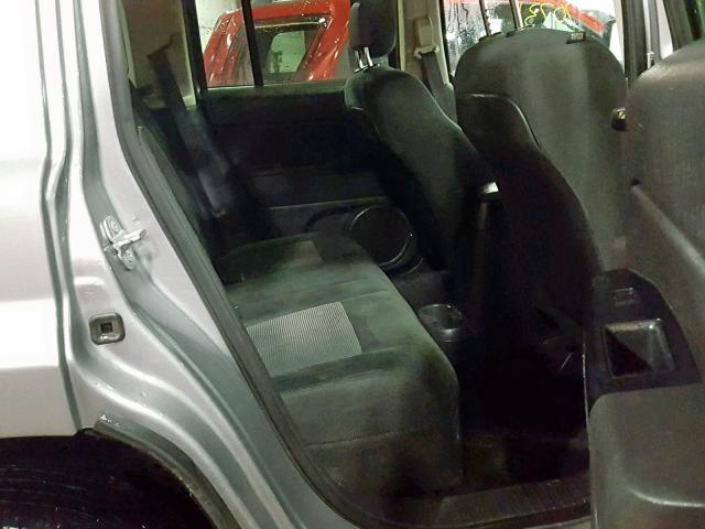 1C4NJRBB6GD595056 - 2016 JEEP PATRIOT SP GRAY photo 6
