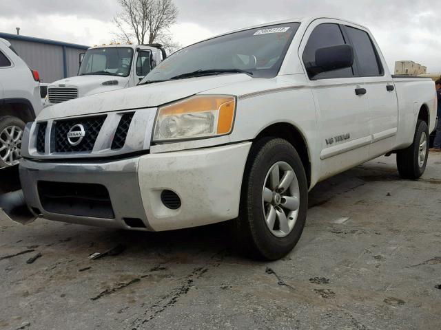 1N6BA07G38N300605 - 2008 NISSAN TITAN XE WHITE photo 2