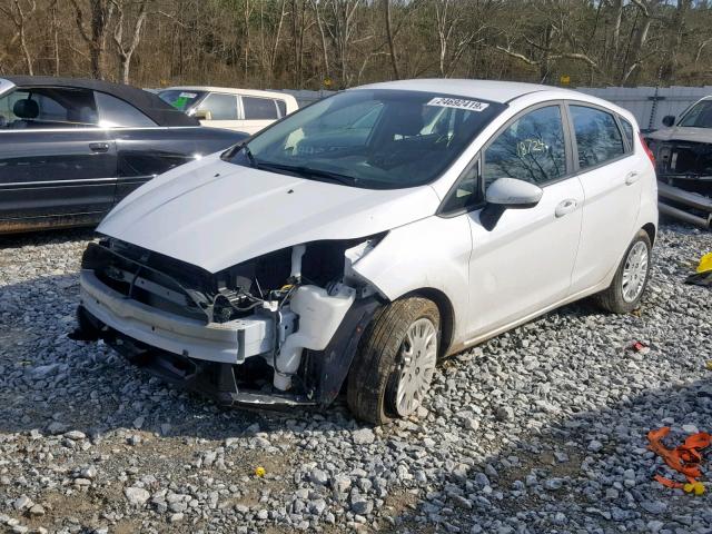 3FADP4TJ5JM108160 - 2018 FORD FIESTA S WHITE photo 2