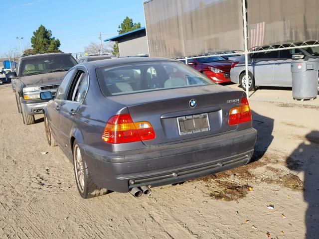 WBAEV53452KM20943 - 2002 BMW 330 I BLUE photo 3