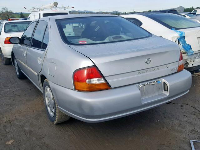 1N4DL01DXXC172870 - 1999 NISSAN ALTIMA XE SILVER photo 3