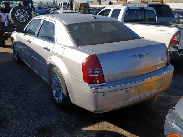 2C3LA63H26H143247 - 2006 CHRYSLER 300C SILVER photo 3