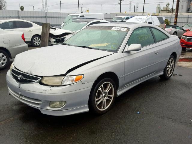 2T1CF22P3XC236434 - 1999 TOYOTA CAMRY SOLA SILVER photo 2