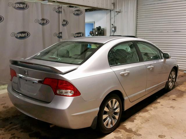 2HGFA1F93AH315621 - 2010 HONDA CIVIC EXL SILVER photo 4