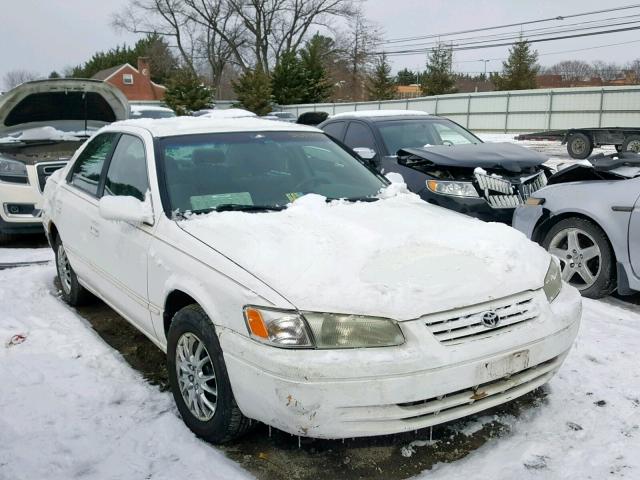 JT2BG22K2V0022001 - 1997 TOYOTA CAMRY LE WHITE photo 1