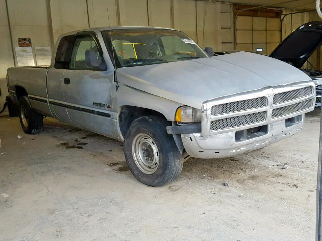 1B7KC23Z5WJ210456 - 1998 DODGE RAM 2500 SILVER photo 1