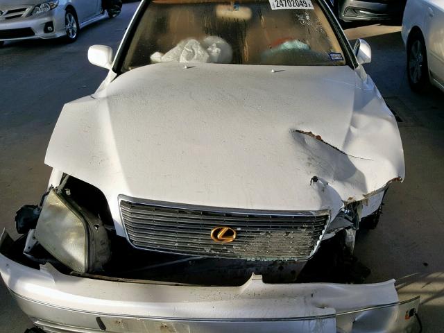 JT8BH28F5W0134063 - 1998 LEXUS LS 400 WHITE photo 7