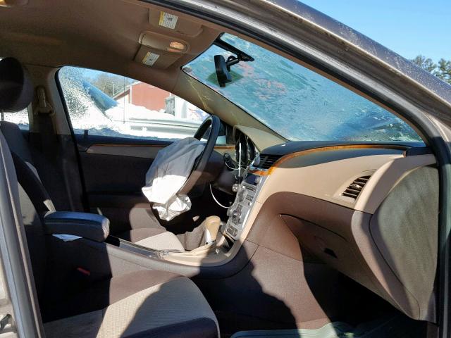 1G1ZC5E19BF252951 - 2011 CHEVROLET MALIBU 1LT ნაცრისფერი ფოტო 5
