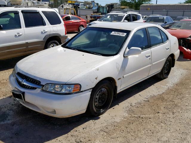 1N4DL01DX1C159222 - 2001 NISSAN ALTIMA XE WHITE photo 2