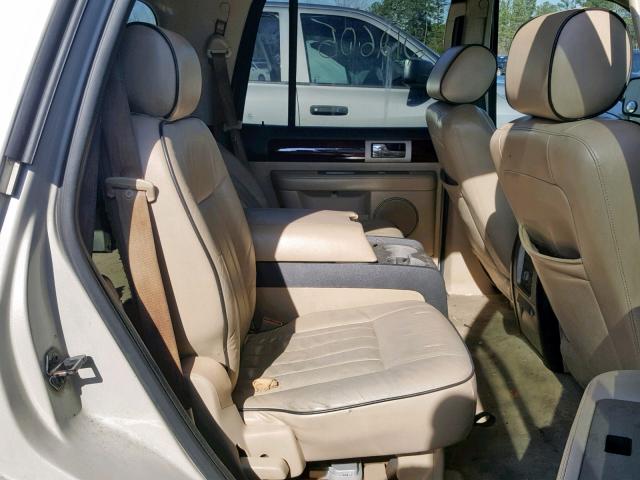 5LMFU27516LJ25410 - 2006 LINCOLN NAVIGATOR TAN photo 6