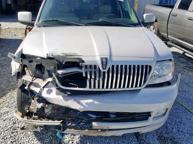 5LMFU27516LJ25410 - 2006 LINCOLN NAVIGATOR TAN photo 7