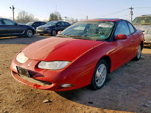 1G8ZY14712Z242124 - 2002 SATURN SC2 RED photo 2