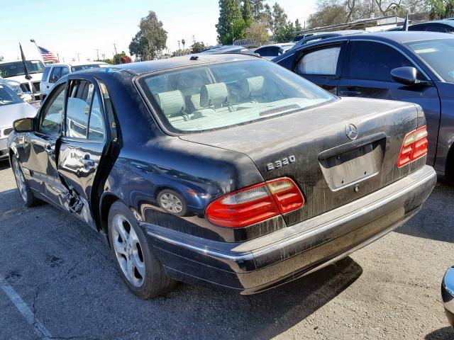 WDBJF65J52B466441 - 2002 MERCEDES-BENZ E 320 BLACK photo 3