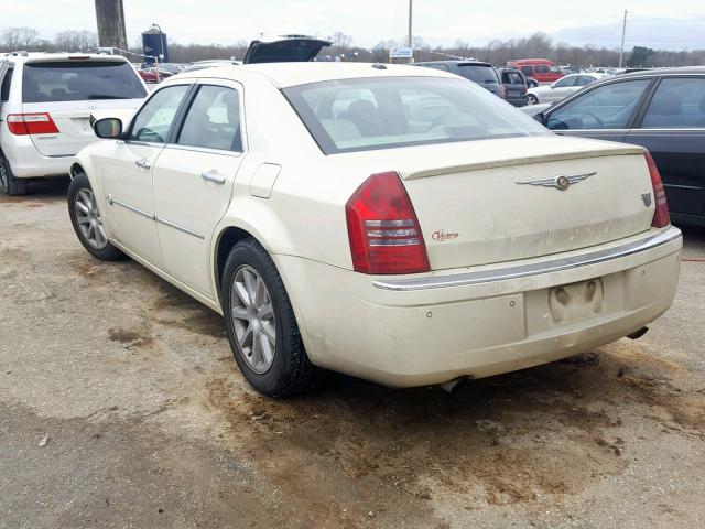 2C3LA63H46H420805 - 2006 CHRYSLER 300C CREAM photo 3