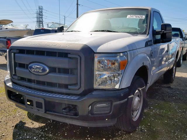 1FTBF2A68DEB82271 - 2013 FORD F250 SUPER WHITE photo 2
