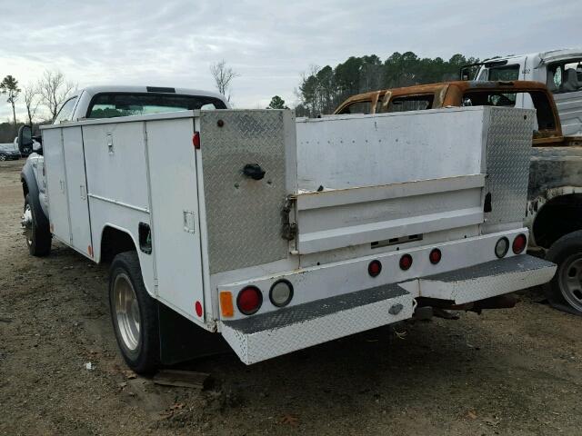 1FDAF57P85EA37225 - 2005 FORD F550 SUPER WHITE photo 3