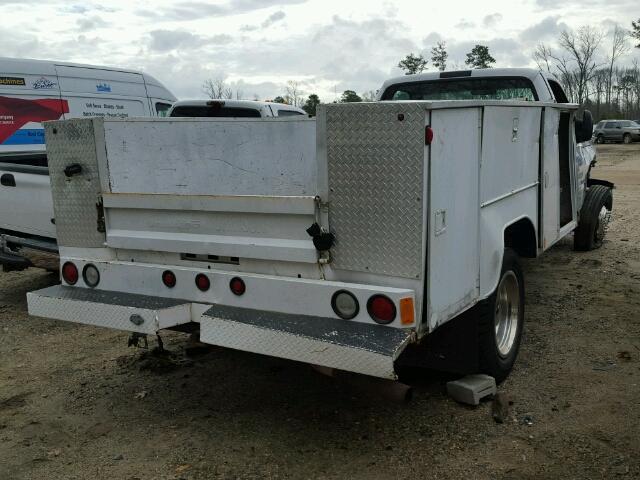 1FDAF57P85EA37225 - 2005 FORD F550 SUPER WHITE photo 4