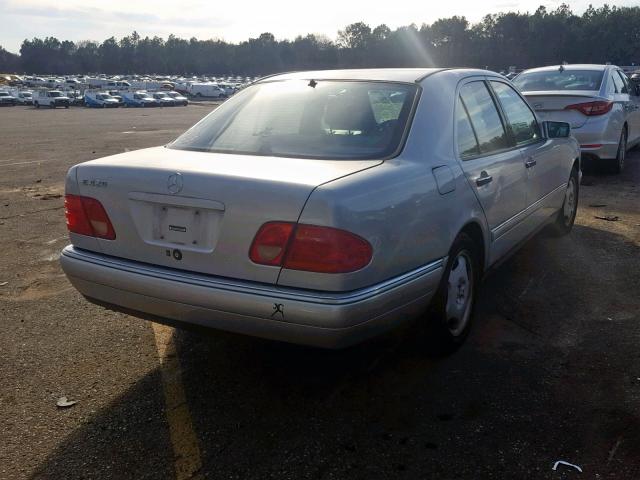 WDBJF72F4VA387519 - 1997 MERCEDES-BENZ E 420 GRAY photo 4