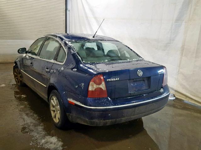 WVWPD63B44P321247 - 2004 VOLKSWAGEN PASSAT GLS BLUE photo 3