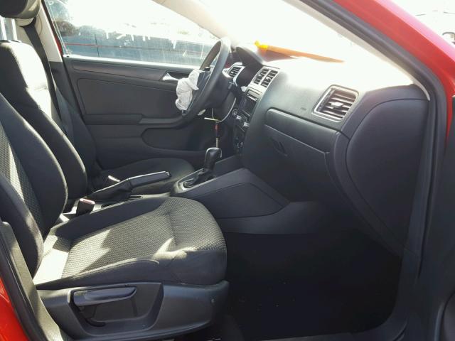 3VW2K7AJ4CM316048 - 2012 VOLKSWAGEN JETTA BASE Կարմիր լուսանկար 5