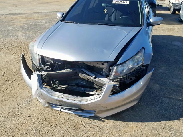 1HGCP2F42CA020281 - 2012 HONDA ACCORD LXP SILVER photo 9