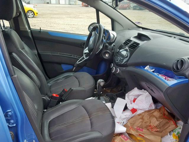 KL8CB6S99EC546011 - 2014 CHEVROLET SPARK LS BLUE photo 5