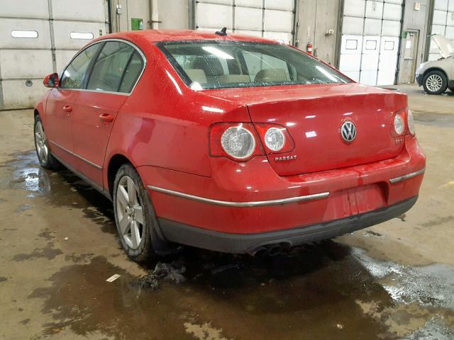 WVWAK73C18P049353 - 2008 VOLKSWAGEN PASSAT KOM RED photo 3