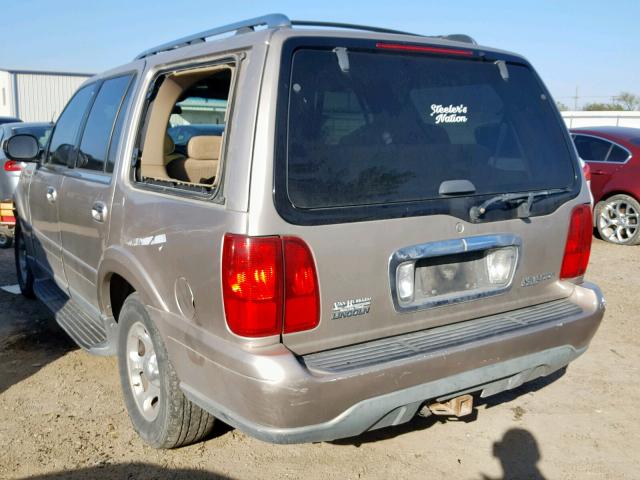 5LMEU27R92LJ07276 - 2002 LINCOLN NAVIGATOR 金色 照片 3