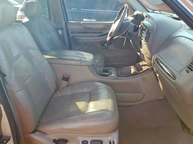 5LMEU27R92LJ07276 - 2002 LINCOLN NAVIGATOR 金色 照片 5