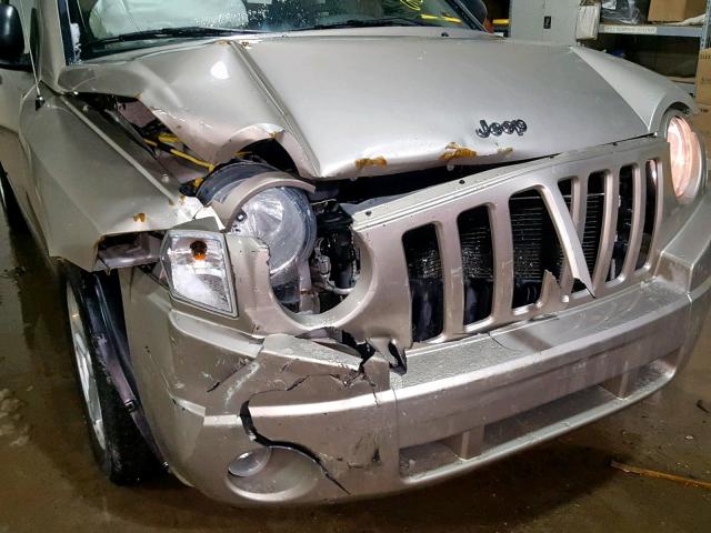 1J4FF47B89D137517 - 2009 JEEP COMPASS SP თაფლისფერი ფოტო 9