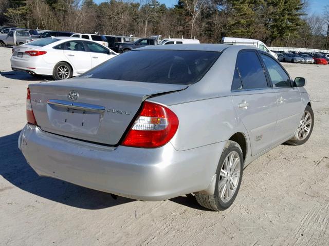 4T1BE32KX2U626592 - 2002 TOYOTA CAMRY LE SILVER photo 4