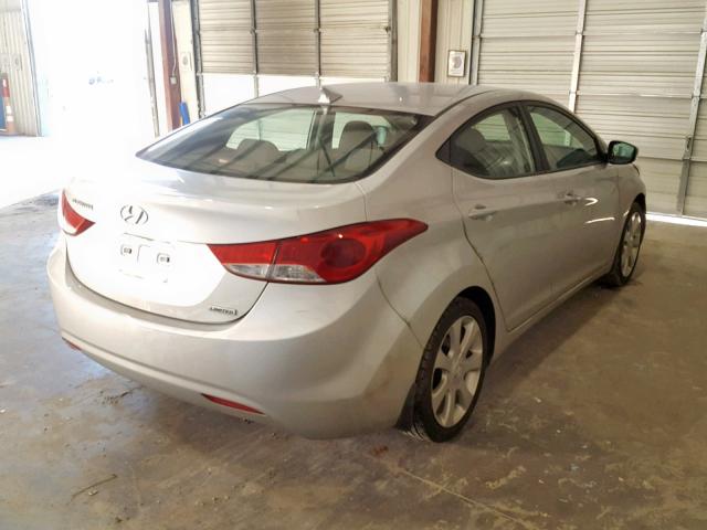 KMHDH4AE8DU565246 - 2013 HYUNDAI ELANTRA GL SILVER photo 4