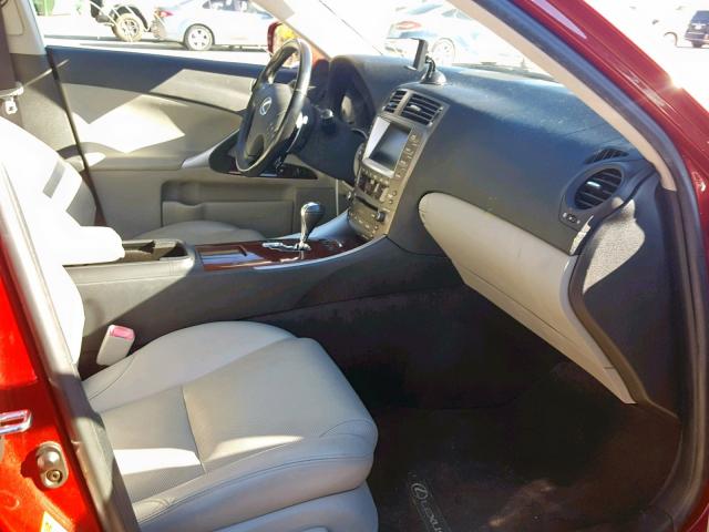 JTHCK262765000910 - 2006 LEXUS IS 250 RED photo 5