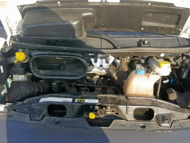 3C6TRVDG1HE536697 - 2017 RAM PROMASTER 白色 照片 7