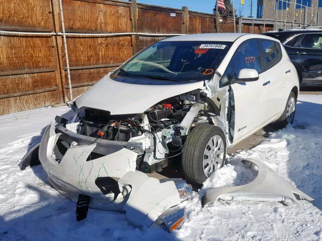 1N4BZ0CP9HC302023 - 2017 NISSAN LEAF S WHITE photo 2