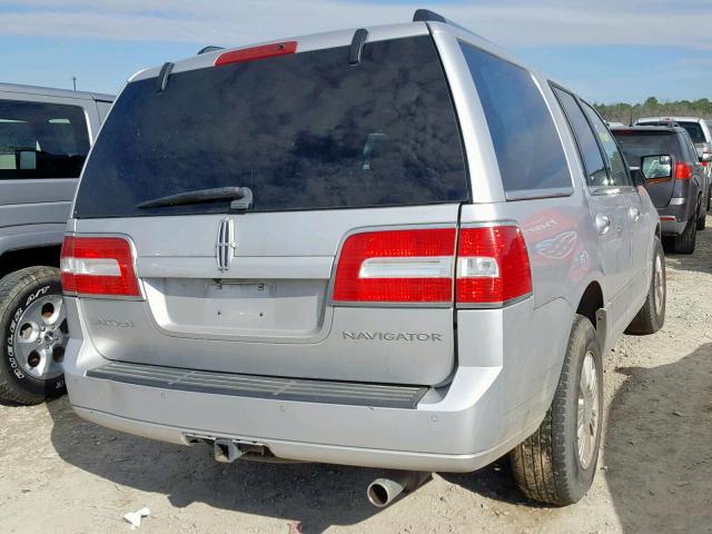 5LMJJ2H52EEL01692 - 2014 LINCOLN NAVIGATOR Gümüş foto 4