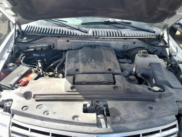 5LMJJ2H52EEL01692 - 2014 LINCOLN NAVIGATOR Gümüş foto 7