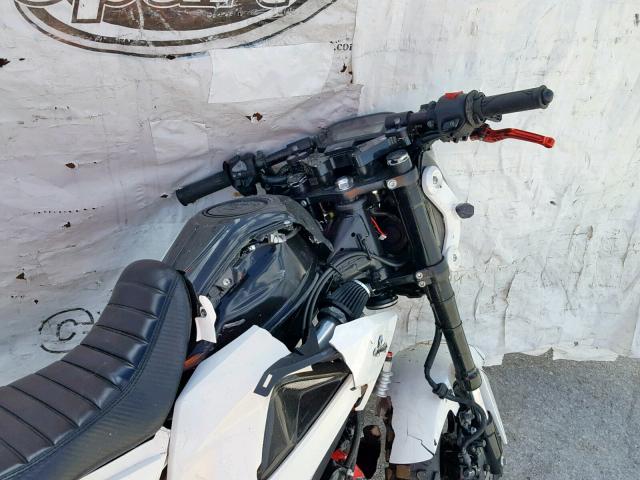 MLHJC6115F5110637 - 2015 HONDA GROM 125 WHITE photo 5