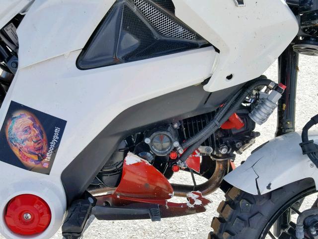 MLHJC6115F5110637 - 2015 HONDA GROM 125 WHITE photo 9