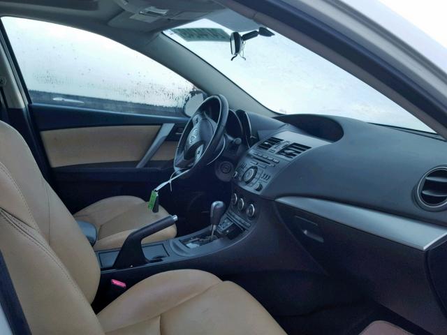 JM1BL1W56C1684785 - 2012 MAZDA 3 S WHITE photo 5