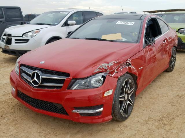 WDDGJ4HBXDF952022 - 2013 MERCEDES-BENZ C 250 RED photo 2