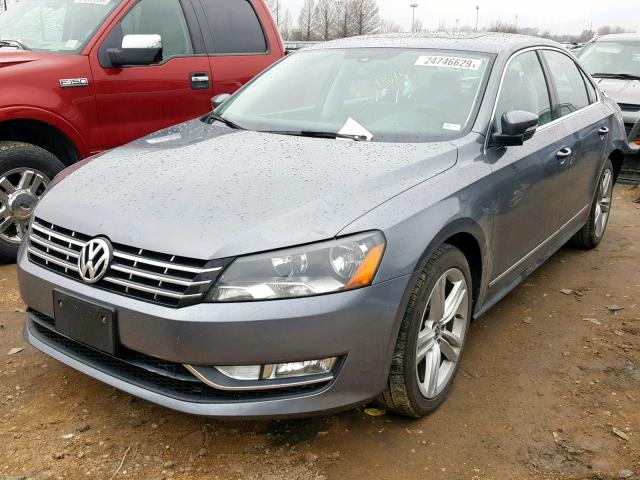 1VWBV7A37FC084947 - 2015 VOLKSWAGEN PASSAT SE GRAY photo 2