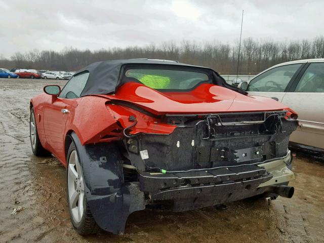 1G2MB33B46Y105746 - 2006 PONTIAC SOLSTICE RED photo 3