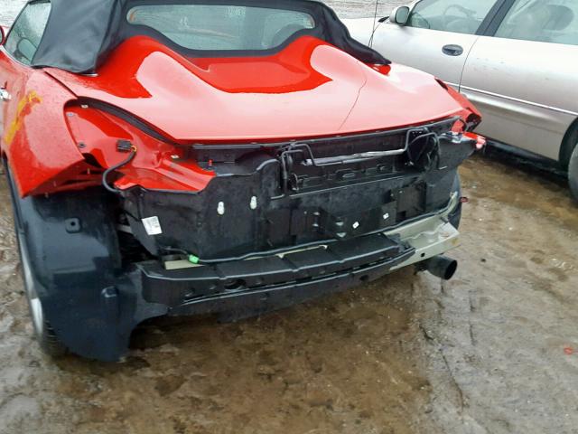 1G2MB33B46Y105746 - 2006 PONTIAC SOLSTICE RED photo 9