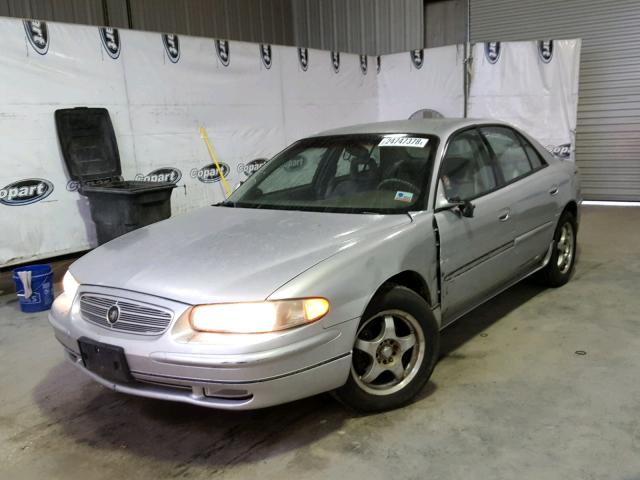 2G4WB55K121169510 - 2002 BUICK REGAL LS SILVER photo 2