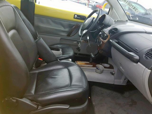 3VWDD21C1YM452975 - 2000 VOLKSWAGEN NEW BEETLE Sarı foto 5